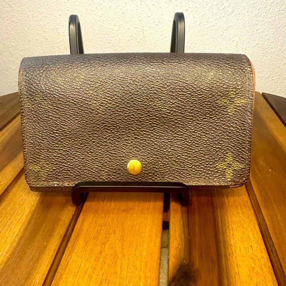 Authentic Louis Vuitton Vintage Porte Monnaie Billets Tresor Wallet CA0948